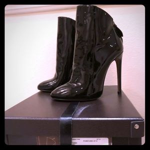 Alaia patent leather booties NEW